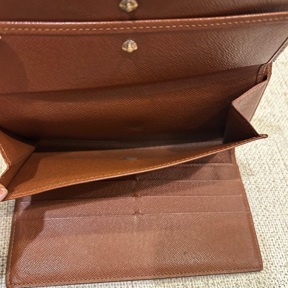 Louis Vuitton Brown Monogram Wallet - Picture 14 of 15